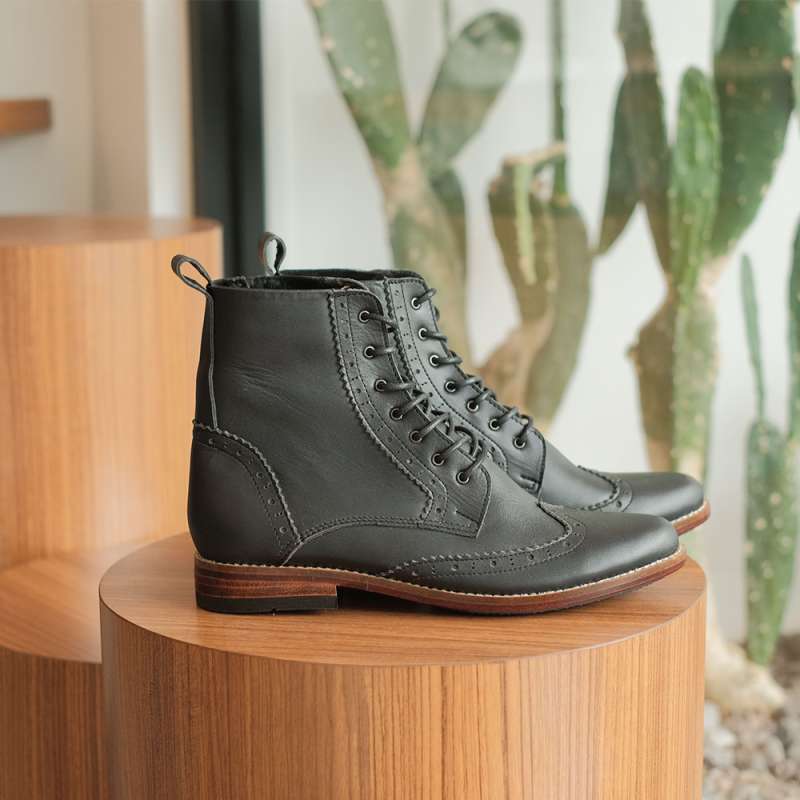 LEVINE LEATHER SOLE HITAM